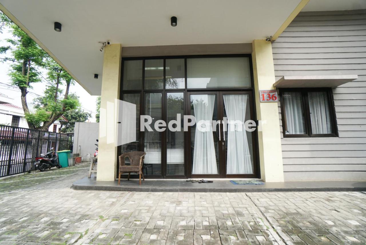 Hotel Toba Mansion Syariah Near Benhil Redpartner Jakarta Exterior foto