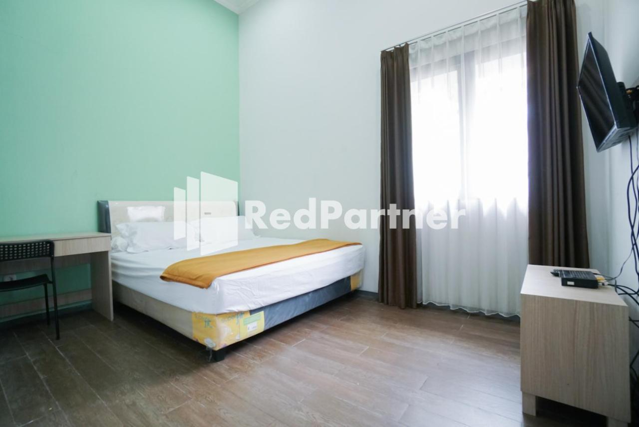 Hotel Toba Mansion Syariah Near Benhil Redpartner Jakarta Exterior foto