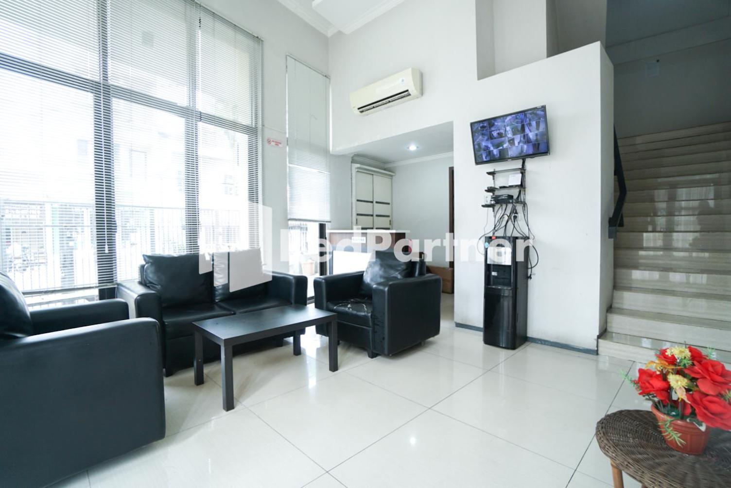 Hotel Toba Mansion Syariah Near Benhil Redpartner Jakarta Exterior foto